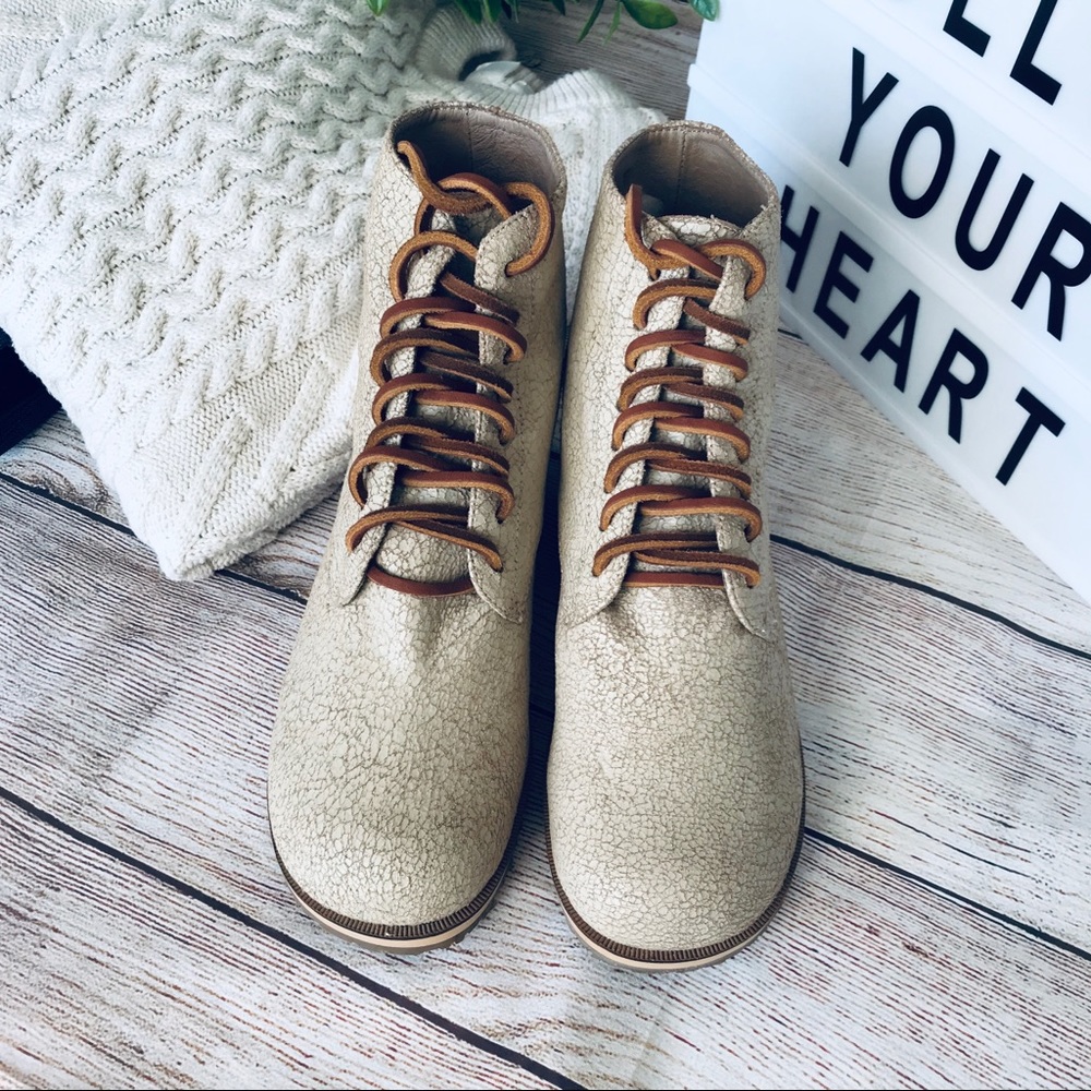 Anthropologie Gee Wawa Kenya Low Lace Up Fall Boot - Picture 6 of 8